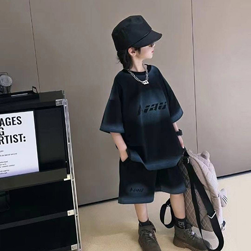 ชุดเซตเด็กชาย เสื้อแขนสั้น Oversize กางเกงขาสั้น